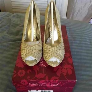 Lulu Townsend Peep-Toe Pumps